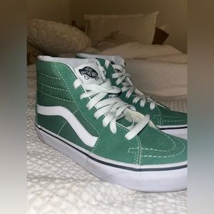 Dark Green Women’s High Top Vans